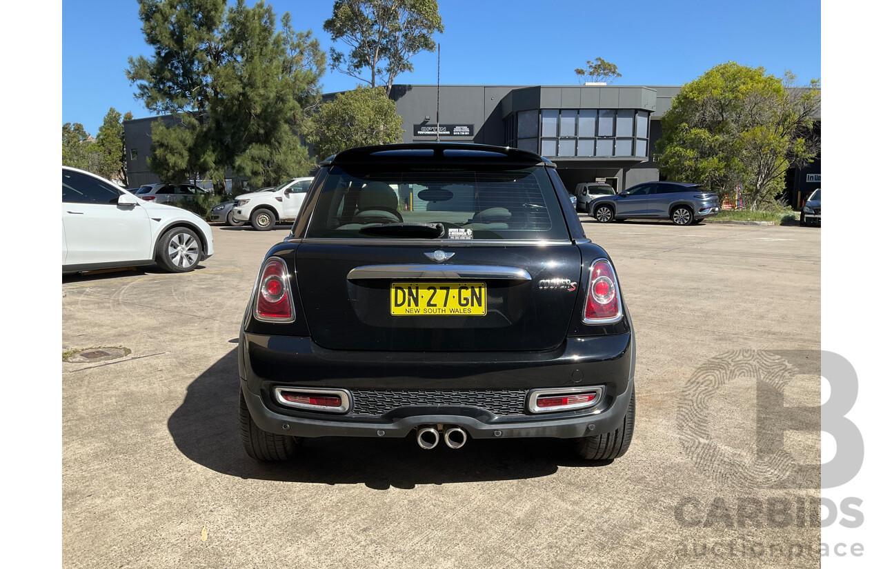 4/2011 Mini Cooper R56 MY11 2d Hatchback Black Turbo 1.6L