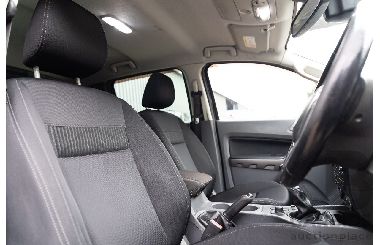 09/2015 Ford Ranger XLT 3.2 (4x4) 4x4 PX MKII Dual Cab Utility Black Turbo Diesel 3.2L