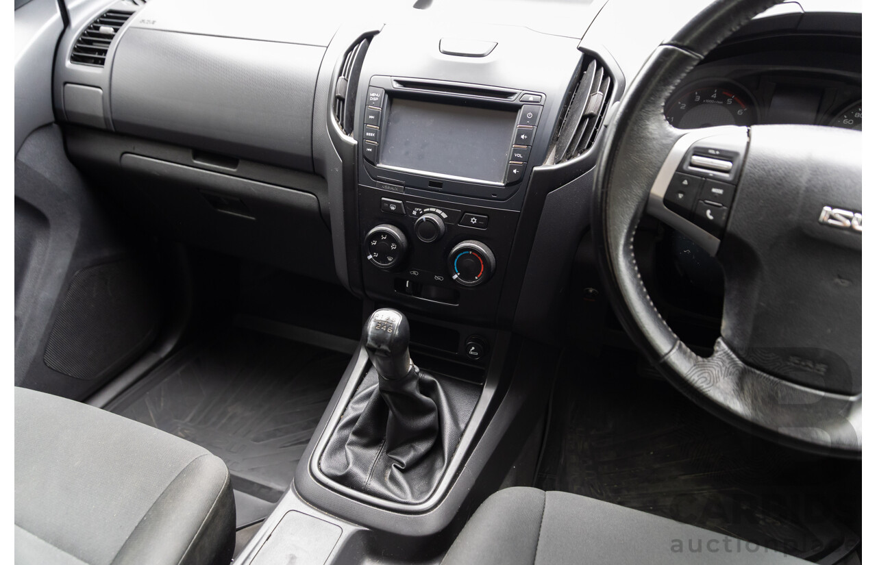 05/2017 Isuzu D-Max SX (4x2) RWD TF MY17 Crew Cab Utility White 3.0L