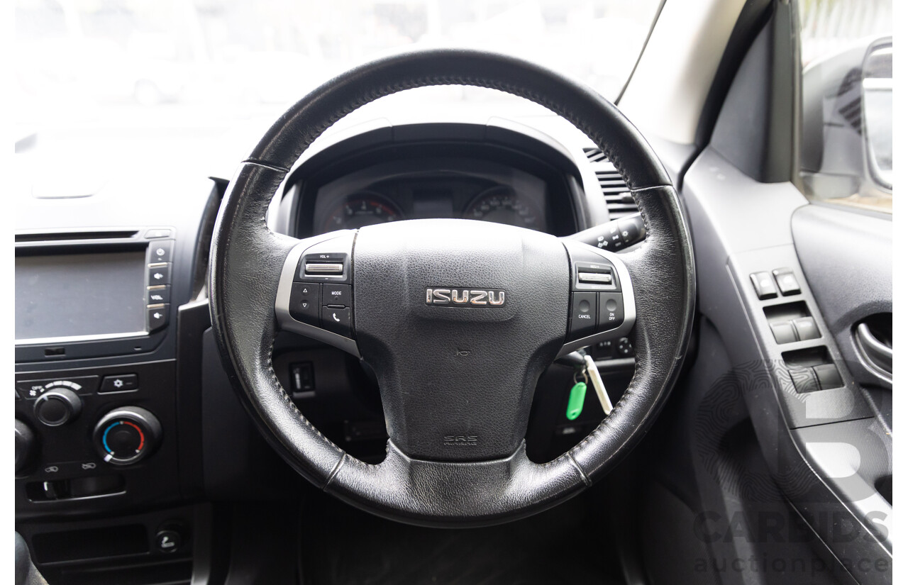 05/2017 Isuzu D-Max SX (4x2) RWD TF MY17 Crew Cab Utility White 3.0L