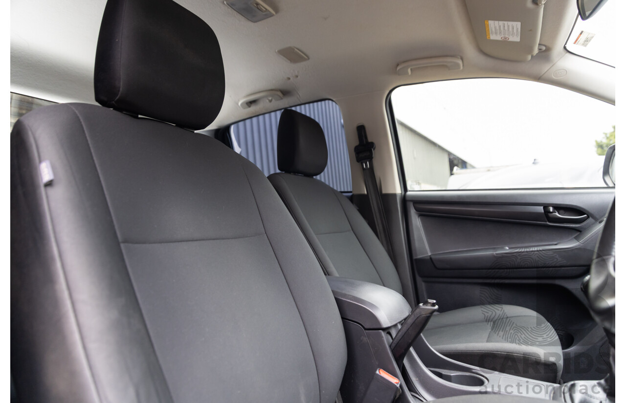 05/2017 Isuzu D-Max SX (4x2) RWD TF MY17 Crew Cab Utility White 3.0L