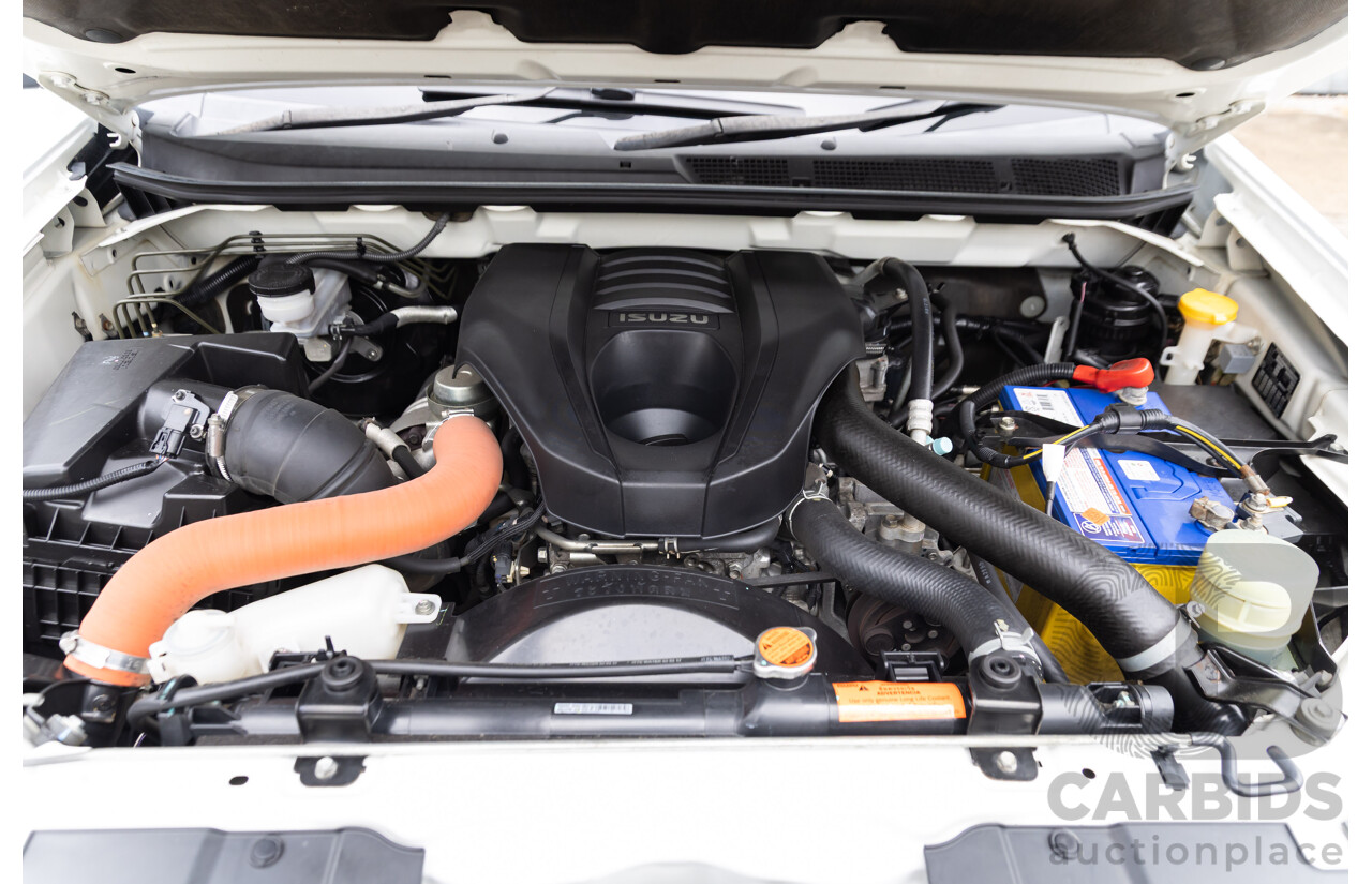 05/2017 Isuzu D-Max SX (4x2) RWD TF MY17 Crew Cab Utility White 3.0L