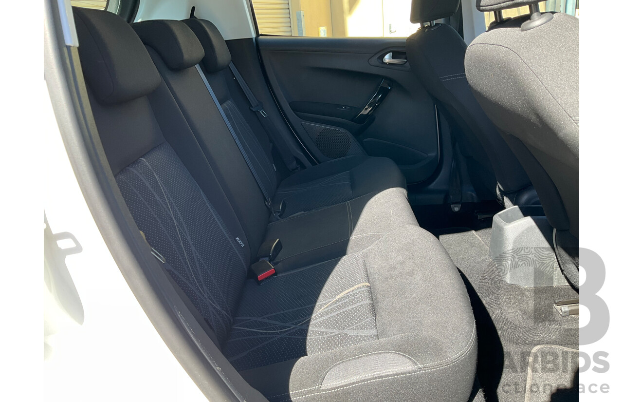6/2015 Peugeot 208 Active 5d Hatchback White 1.6L