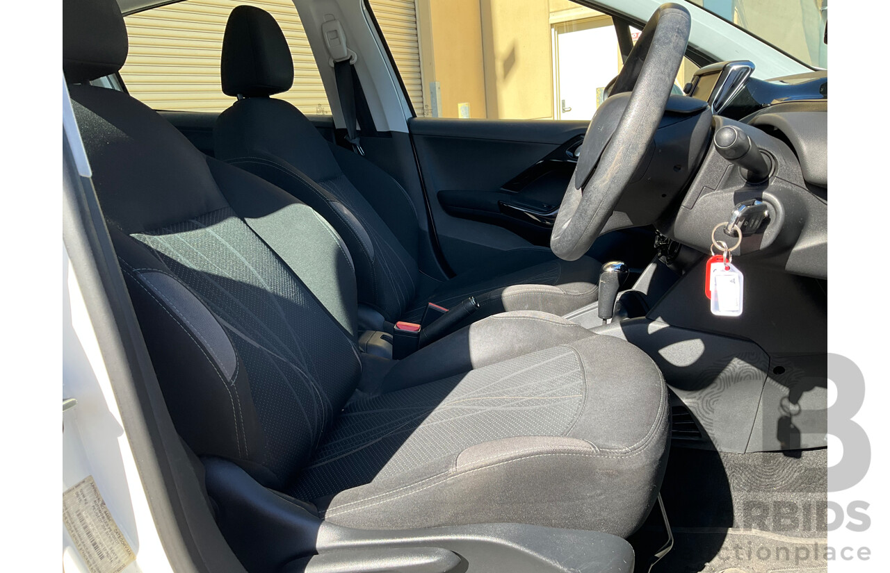 6/2015 Peugeot 208 Active 5d Hatchback White 1.6L