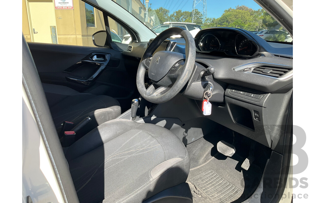 6/2015 Peugeot 208 Active 5d Hatchback White 1.6L