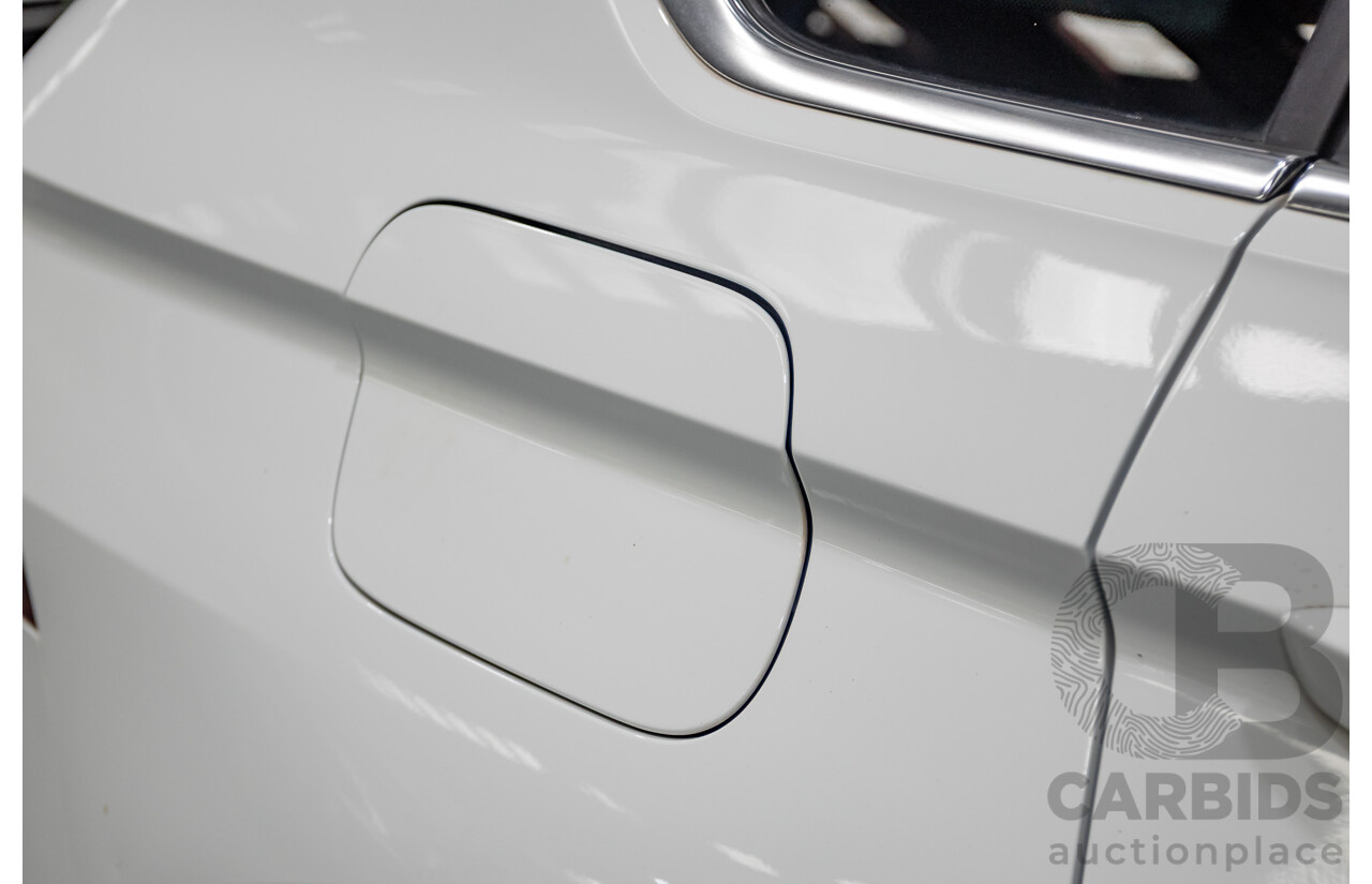 10/2019 Volkswagen Tiguan 132 TSI R-Line Edition (AWD) 5NA MY19 4D Wagon Pure White Turbo 2.0L