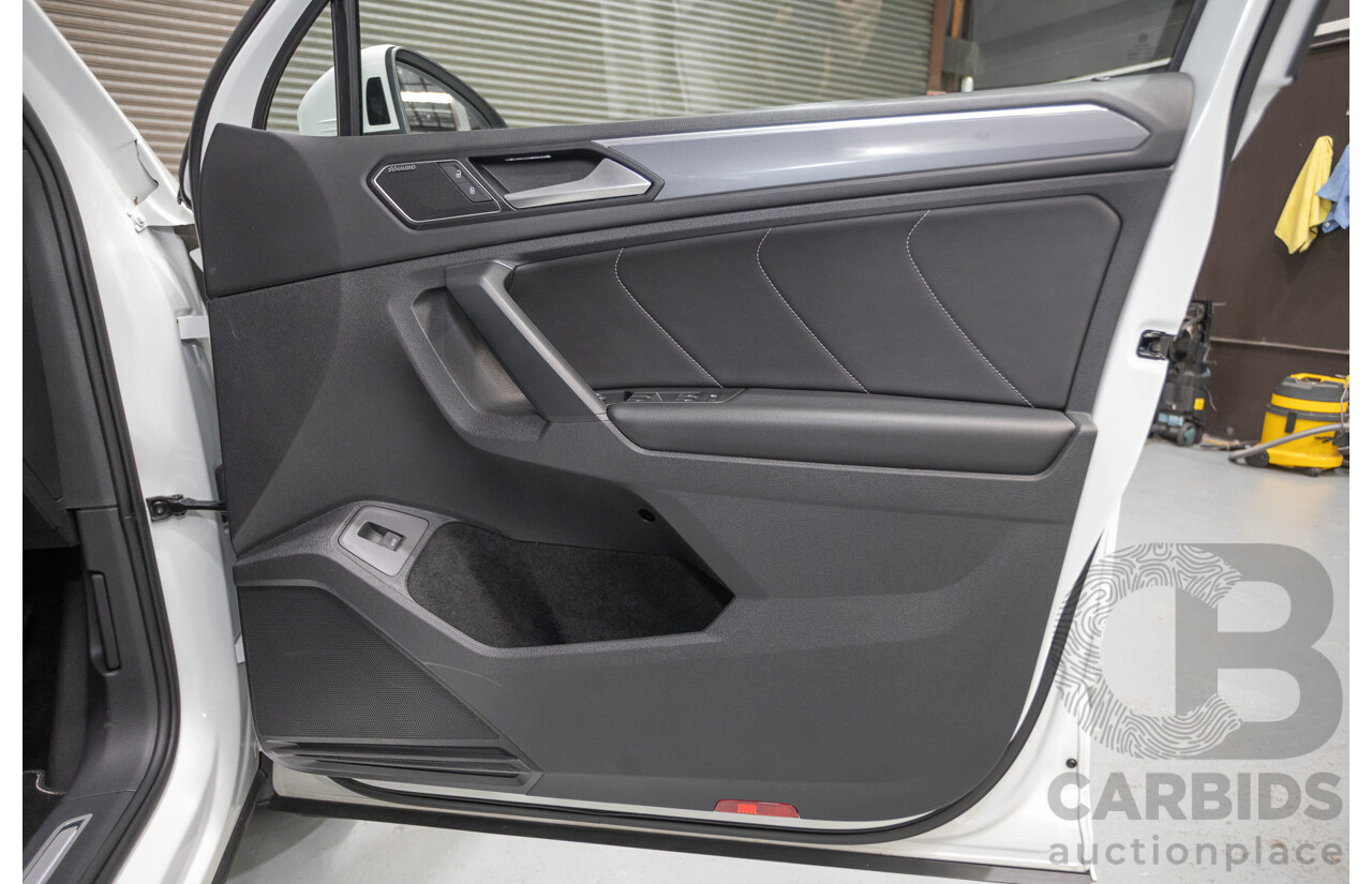 10/2019 Volkswagen Tiguan 132 TSI R-Line Edition (AWD) 5NA MY19 4D Wagon Pure White Turbo 2.0L