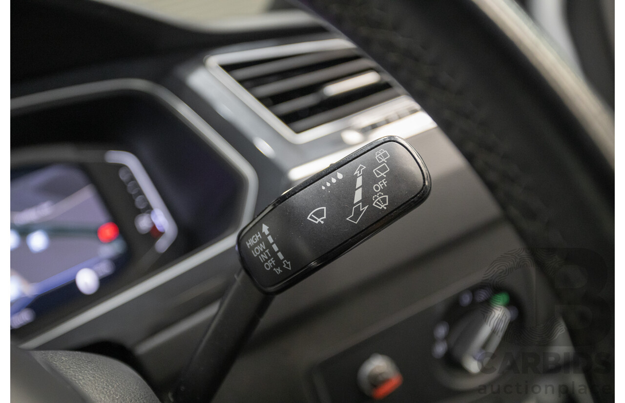 10/2019 Volkswagen Tiguan 132 TSI R-Line Edition (AWD) 5NA MY19 4D Wagon Pure White Turbo 2.0L