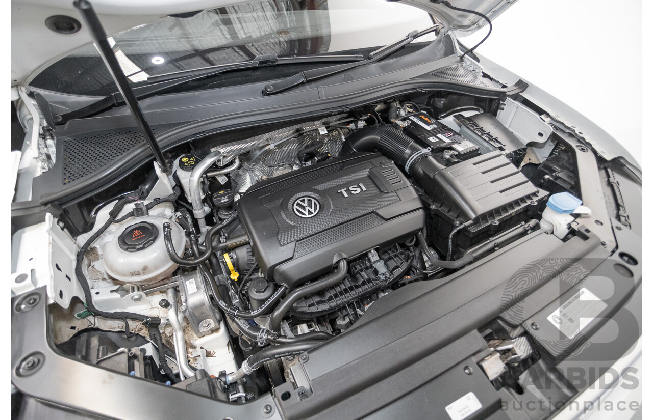 10/2019 Volkswagen Tiguan 132 TSI R-Line Edition (AWD) 5NA MY19 4D Wagon Pure White Turbo 2.0L