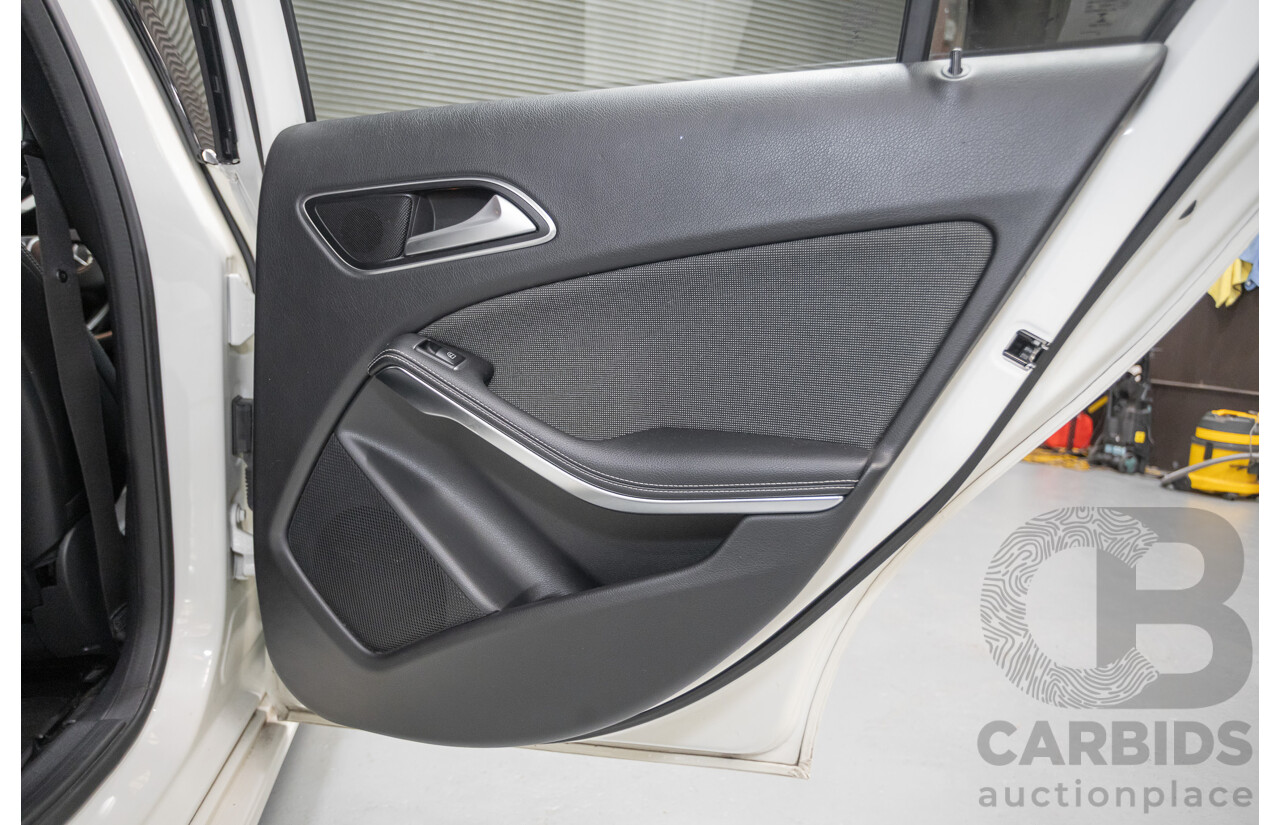 10/2016 Mercedes-Benz A180 176 MY17 5D Hatchback Cirrus White Turbo 1.6L
