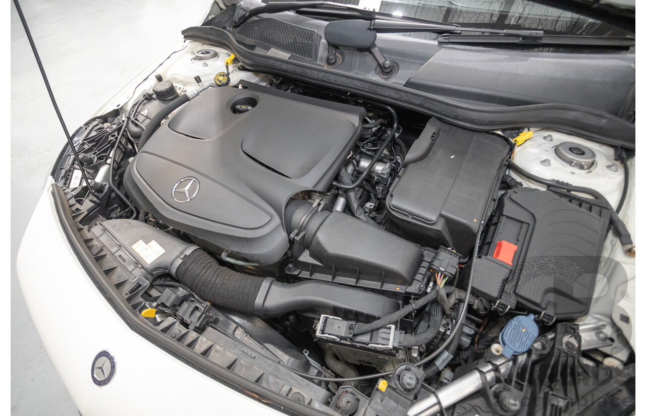 10/2016 Mercedes-Benz A180 176 MY17 5D Hatchback Cirrus White Turbo 1.6L