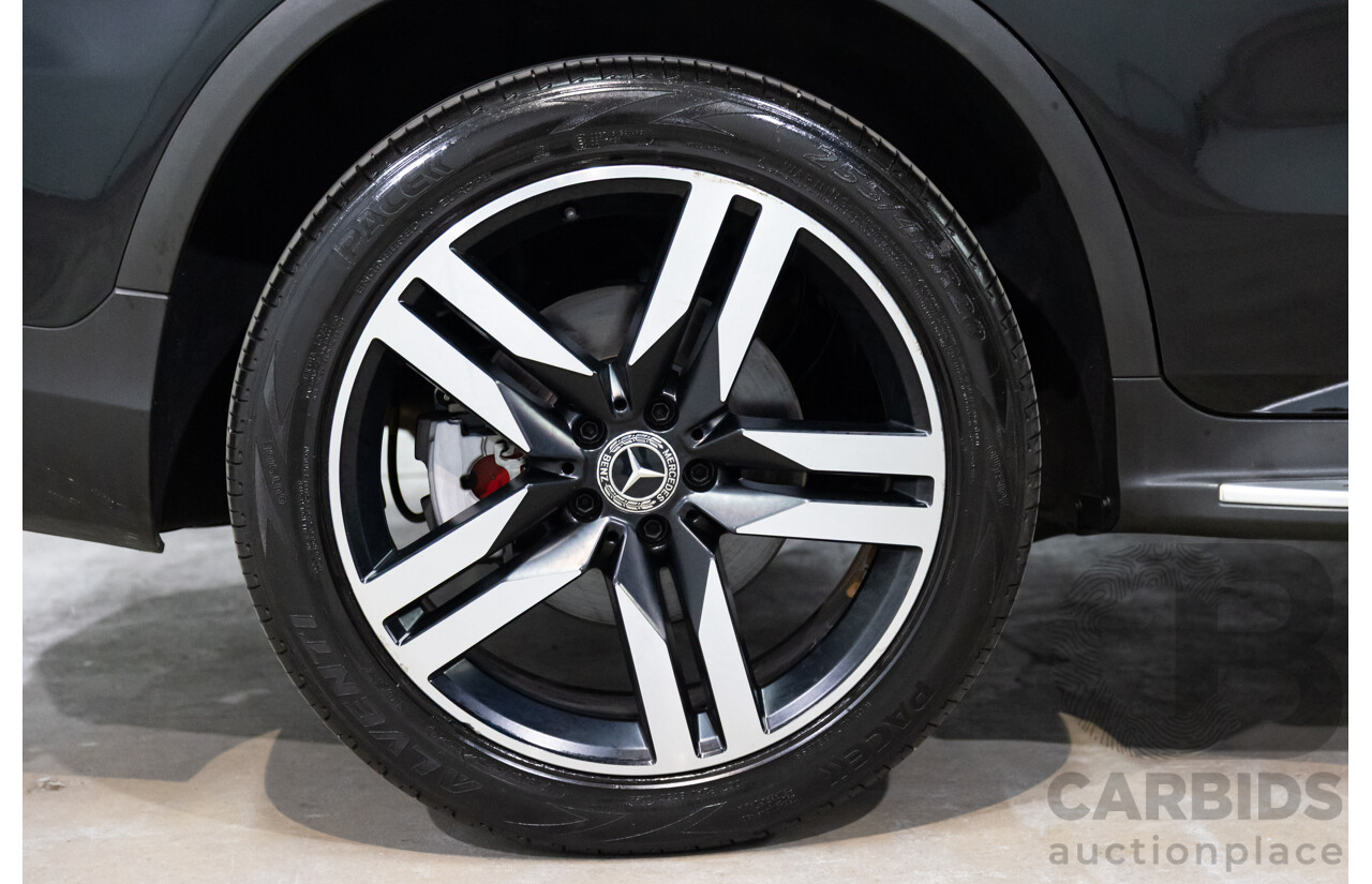 09/2019 Mercedes-Benz GLC 300 4Matic (AWD) X253 MY20 4d Wagon Obsidian Black Turbo 2.0L