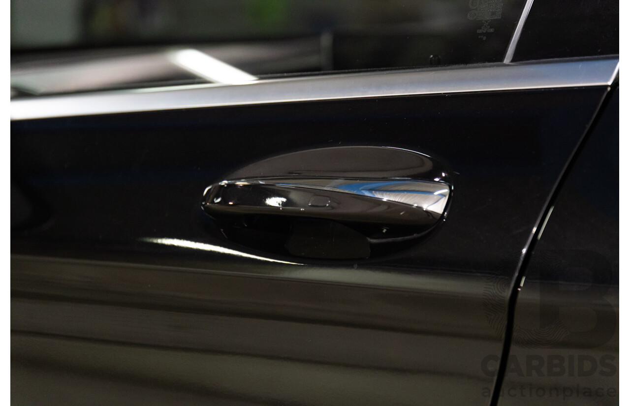 09/2019 Mercedes-Benz GLC 300 4Matic (AWD) X253 MY20 4d Wagon Obsidian Black Turbo 2.0L