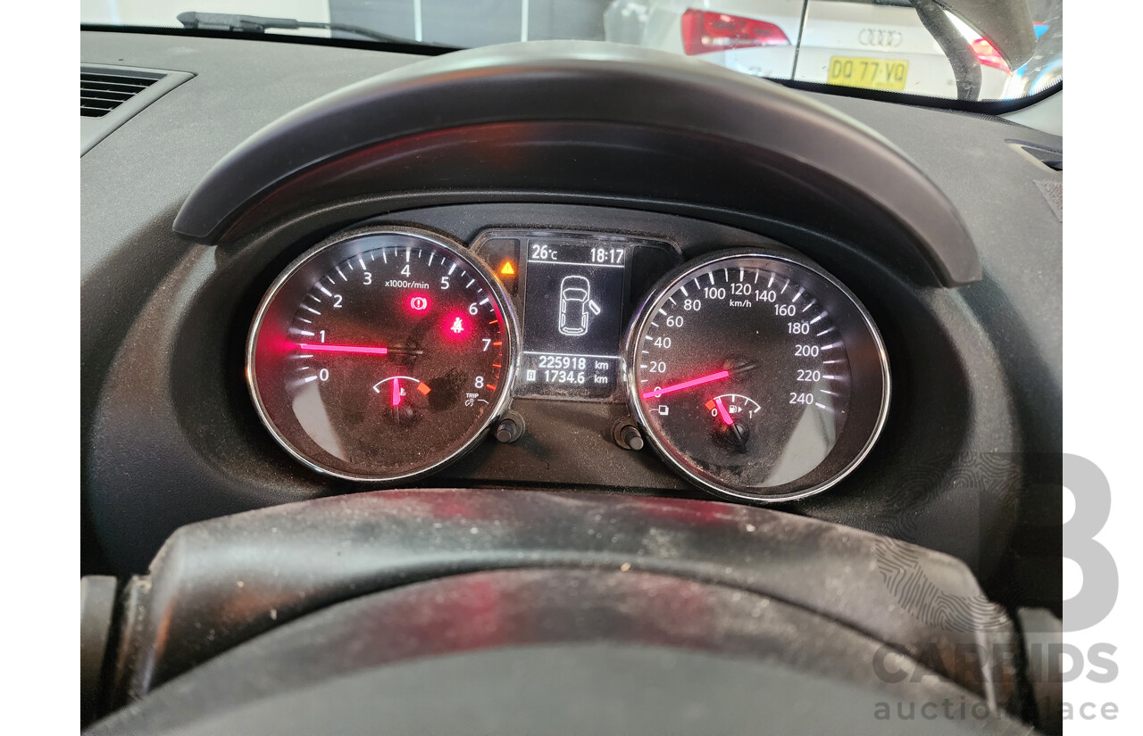 10/2013 Nissan Dualis Ti-L (4x2) J10 SERIES 3 4d Wagon Black 2.0L