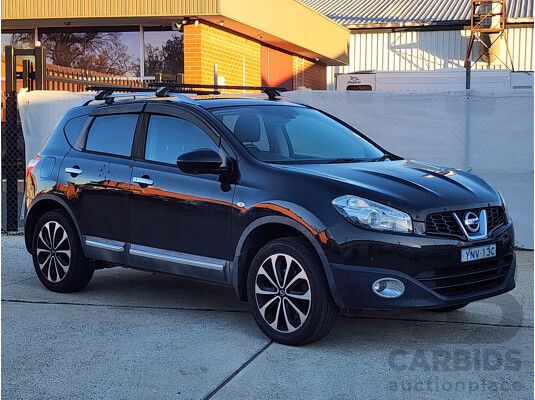 10/2013 Nissan Dualis Ti-L (4x2) J10 SERIES 3 4d Wagon Black 2.0L