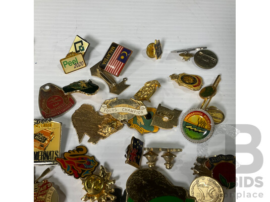 Collection of Vintage Pins and Key Rings Including Charity, Sports and Clubs