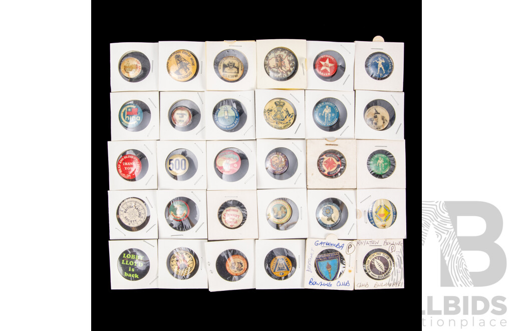 Collection of Antique/Vintage Buttons Including 1917 Australia Day, 1926 Limbless Soldiers Appeal, 1954 Stewart House, 1918 Hospital Day and More