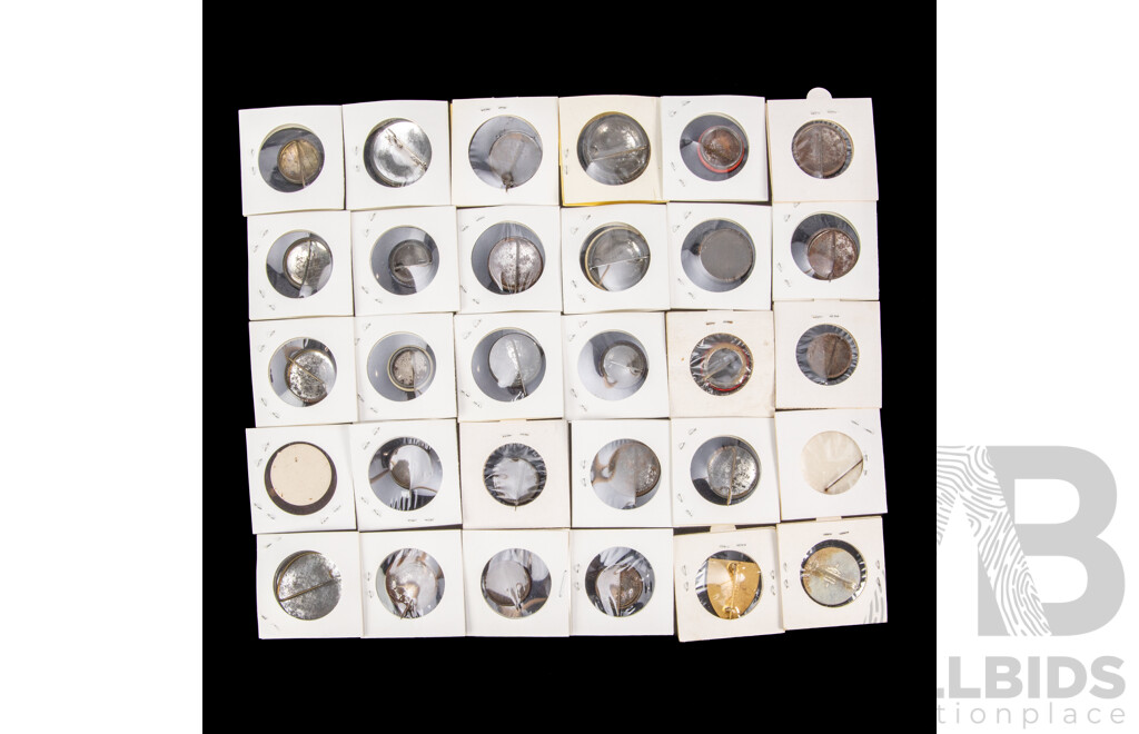Collection of Antique/Vintage Buttons Including 1917 Australia Day, 1926 Limbless Soldiers Appeal, 1954 Stewart House, 1918 Hospital Day and More