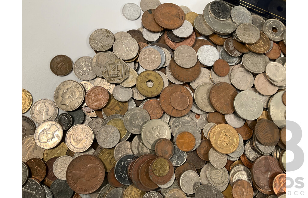 Collection of International Vintage Coins Including France, United Kingdom, Tonga, Thailand, Italy, New Zealand and More - Approximately 4.8 Kilograms