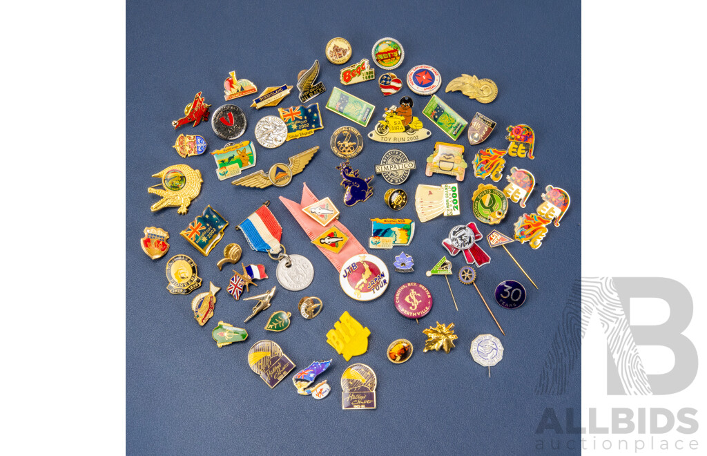 Collection of Vintage Pins and Badges Including Early Charities, Australia Day 2002, 2003, Bega Cheese, 2000 Sydney Olympics Medal Hunt, Flinders St Station, Halley's Comet, MGM Grand Darwin and More