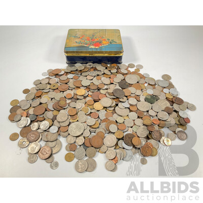 Collection of International Vintage Coins Including France, United Kingdom, Tonga, Thailand, Italy, New Zealand and More - Approximately 4.8 Kilograms