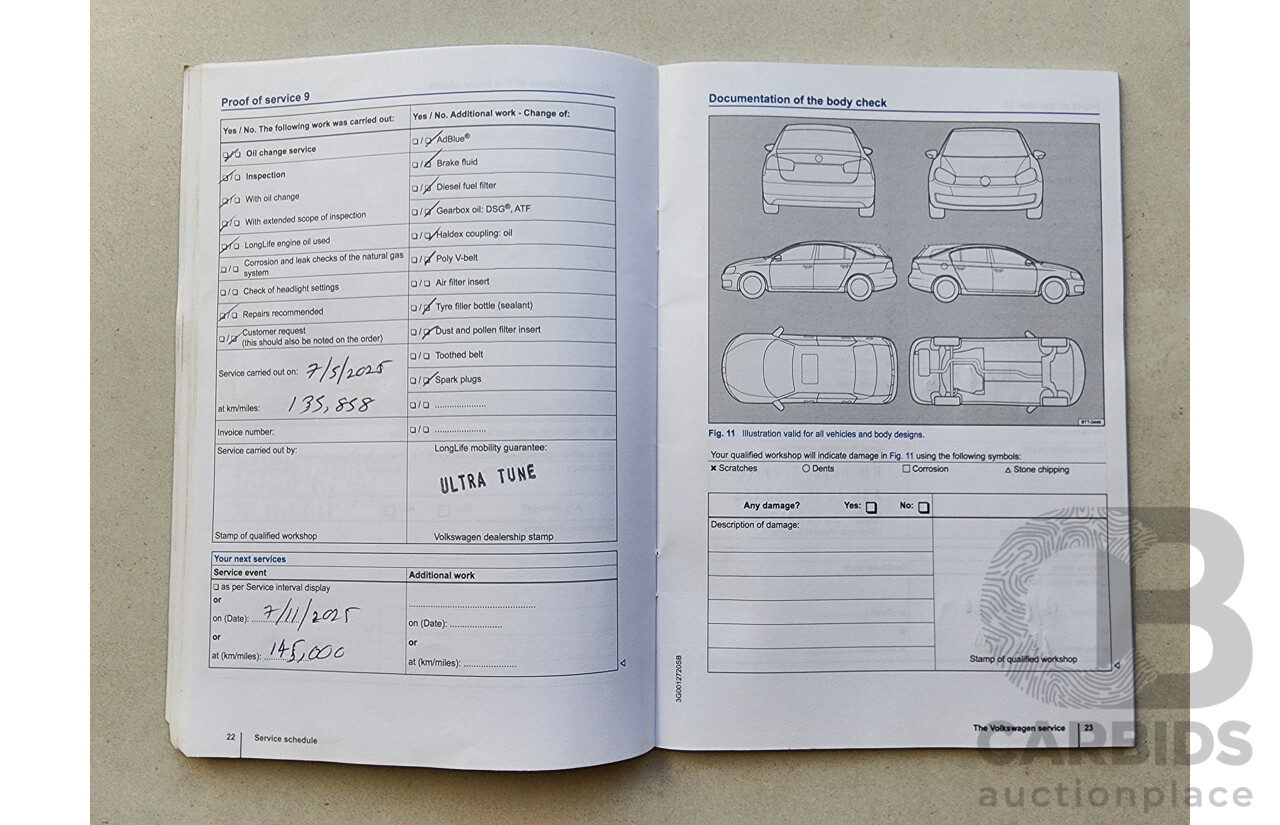 2/2015 Volkswagen Golf 90 TSI AU MY15 5d Hatchback White 1.4L