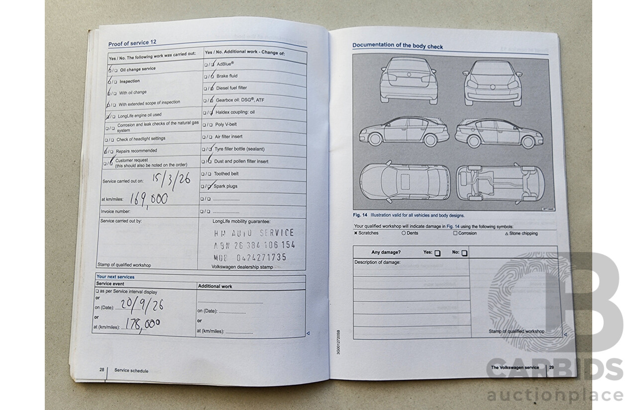 2/2015 Volkswagen Golf 90 TSI AU MY15 5d Hatchback White 1.4L