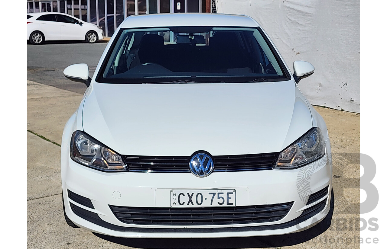 2/2015 Volkswagen Golf 90 TSI AU MY15 5d Hatchback White 1.4L