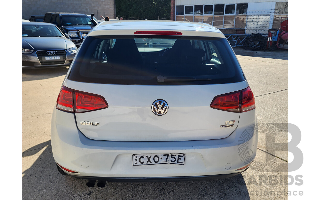 2/2015 Volkswagen Golf 90 TSI AU MY15 5d Hatchback White 1.4L