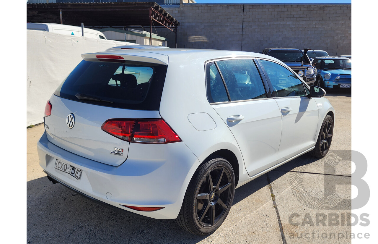 2/2015 Volkswagen Golf 90 TSI AU MY15 5d Hatchback White 1.4L