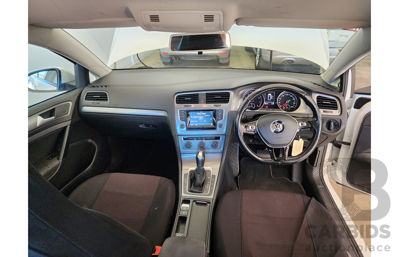 2/2015 Volkswagen Golf 90 TSI AU MY15 5d Hatchback White 1.4L