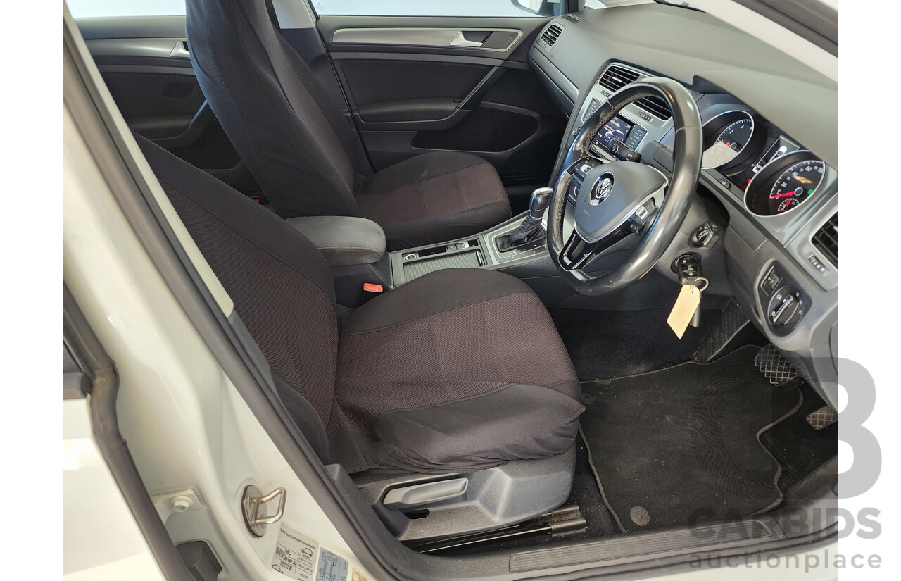 2/2015 Volkswagen Golf 90 TSI AU MY15 5d Hatchback White 1.4L