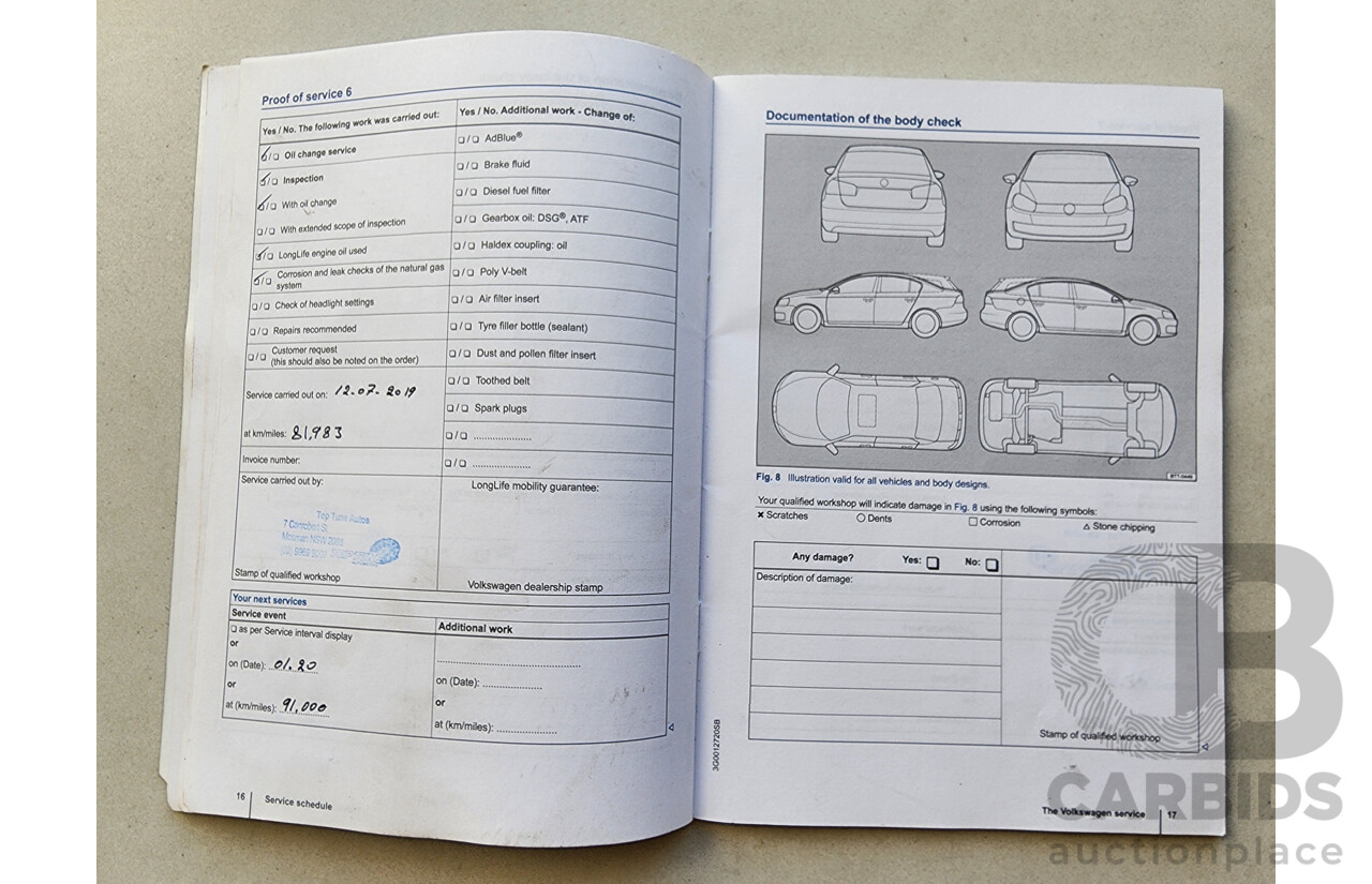 2/2015 Volkswagen Golf 90 TSI AU MY15 5d Hatchback White 1.4L