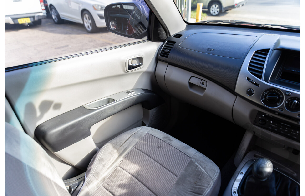 9/2008 Mitsubishi Triton GLX ML MY08 C/Chas Red 3.5L