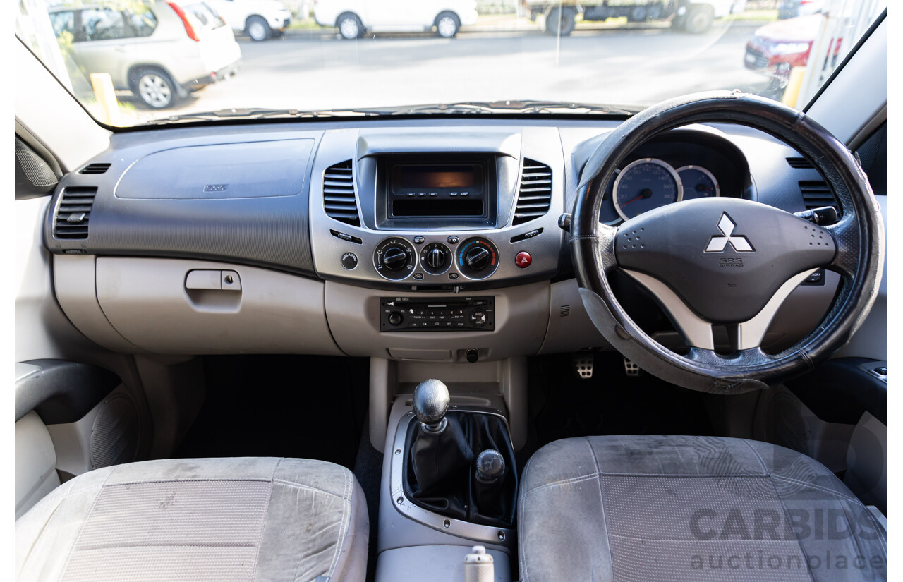 9/2008 Mitsubishi Triton GLX ML MY08 C/Chas Red 3.5L