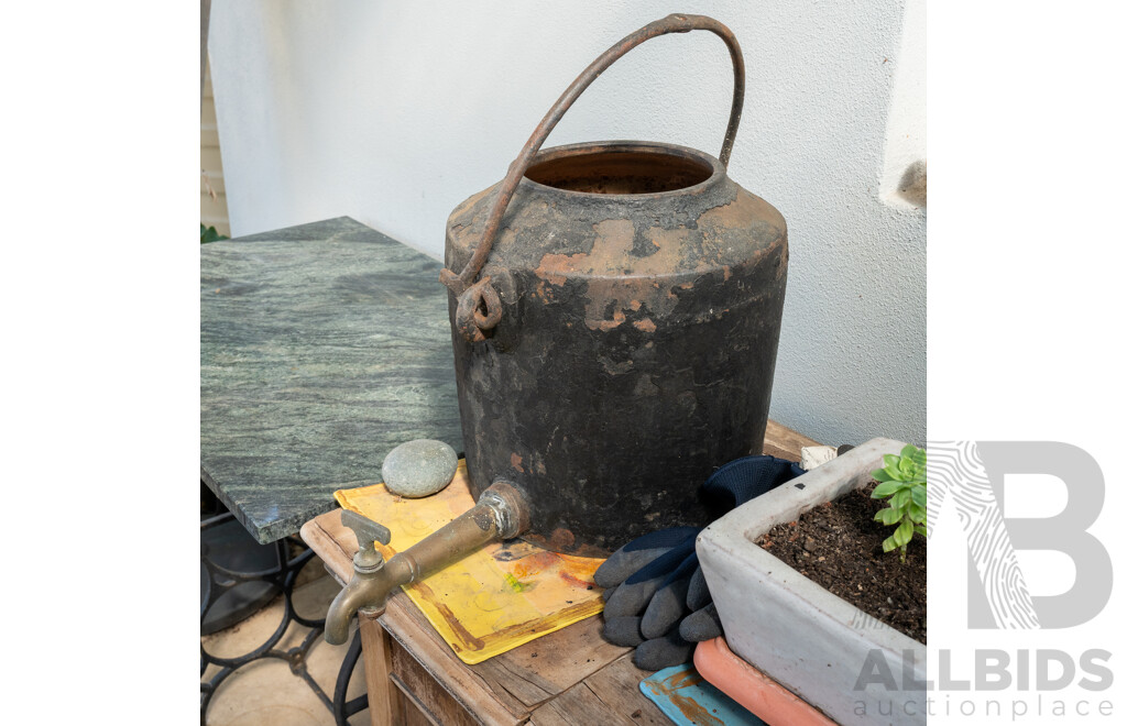 Vintage Cast Iron Camp Billy