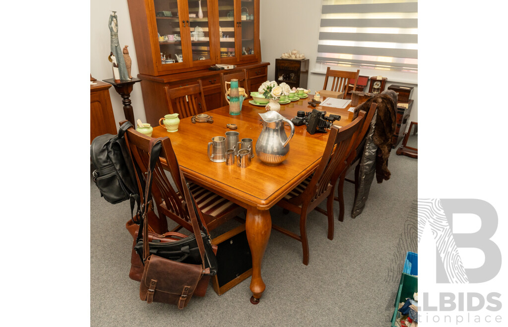 Late Edwardian Maple Extension Dining Table with Six Chairs