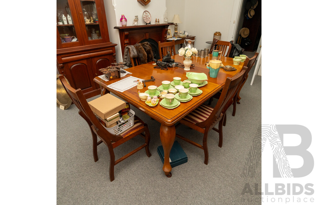 Late Edwardian Maple Extension Dining Table with Six Chairs