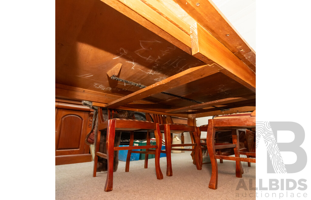 Late Edwardian Maple Extension Dining Table with Six Chairs