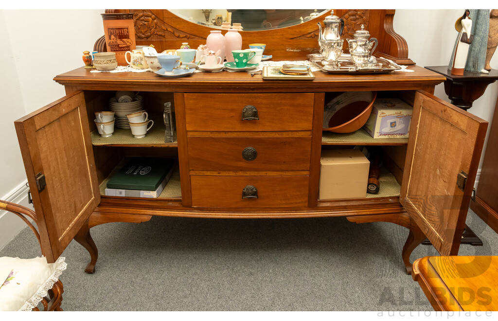Late Edwardian Maple Mirrored Back Sideboard