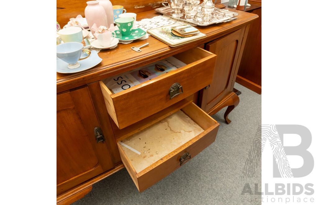 Late Edwardian Maple Mirrored Back Sideboard
