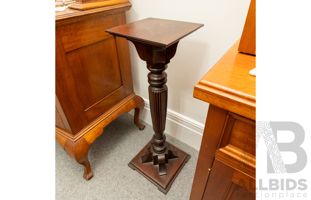 Art Deco Oak Pedestal