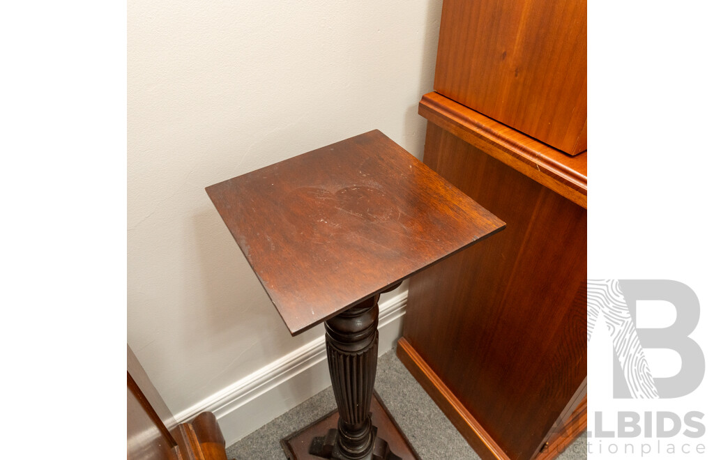 Art Deco Oak Pedestal