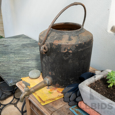 Vintage Cast Iron Camp Billy