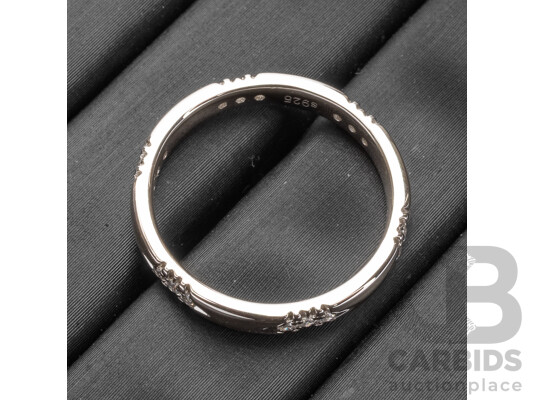 925 Sterling Silver & Cubic Zirconia Wedder - Size N