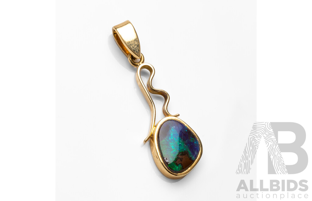 14ct Yellow Gold Australian Opal Pendant - 3.18gms