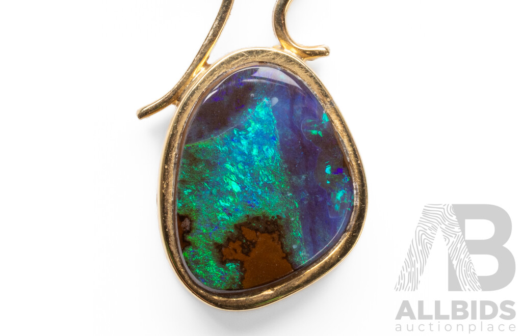 14ct Yellow Gold Australian Opal Pendant - 3.18gms