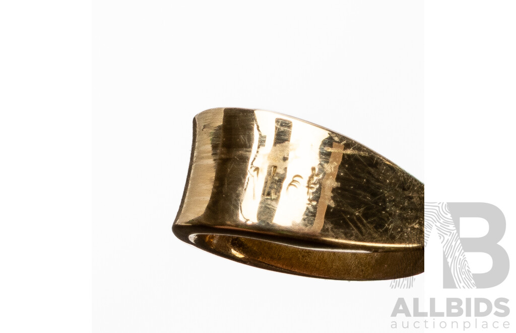 14ct Yellow Gold Australian Opal Pendant - 3.19gms