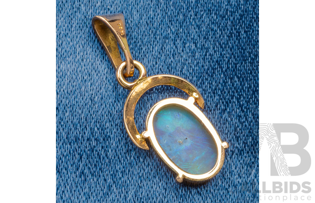 14ct Yellow Gold Australian Opal Pendant - 1.13gms