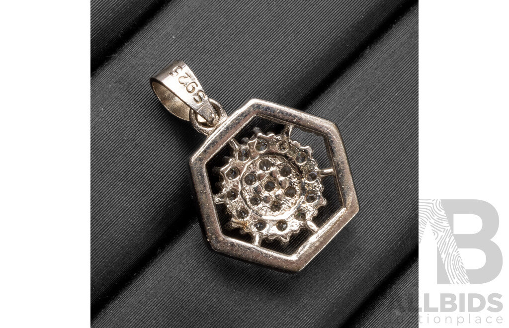 925 Sterling Silver & Cubic Zirconia Pendant